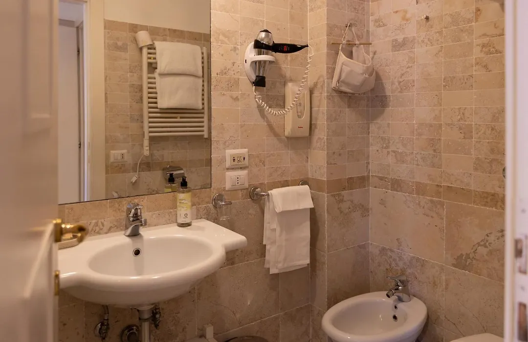 Hotel Modigliani-1