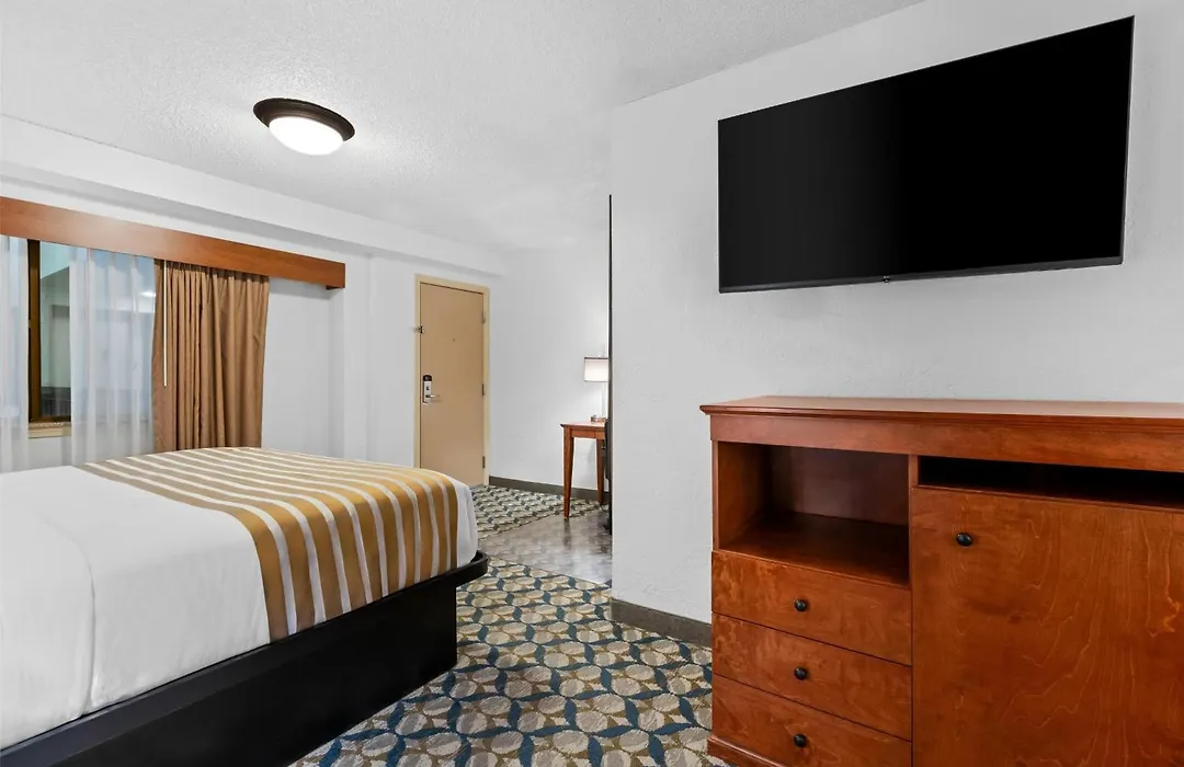 Best Western Vista Inn At The Airport-1