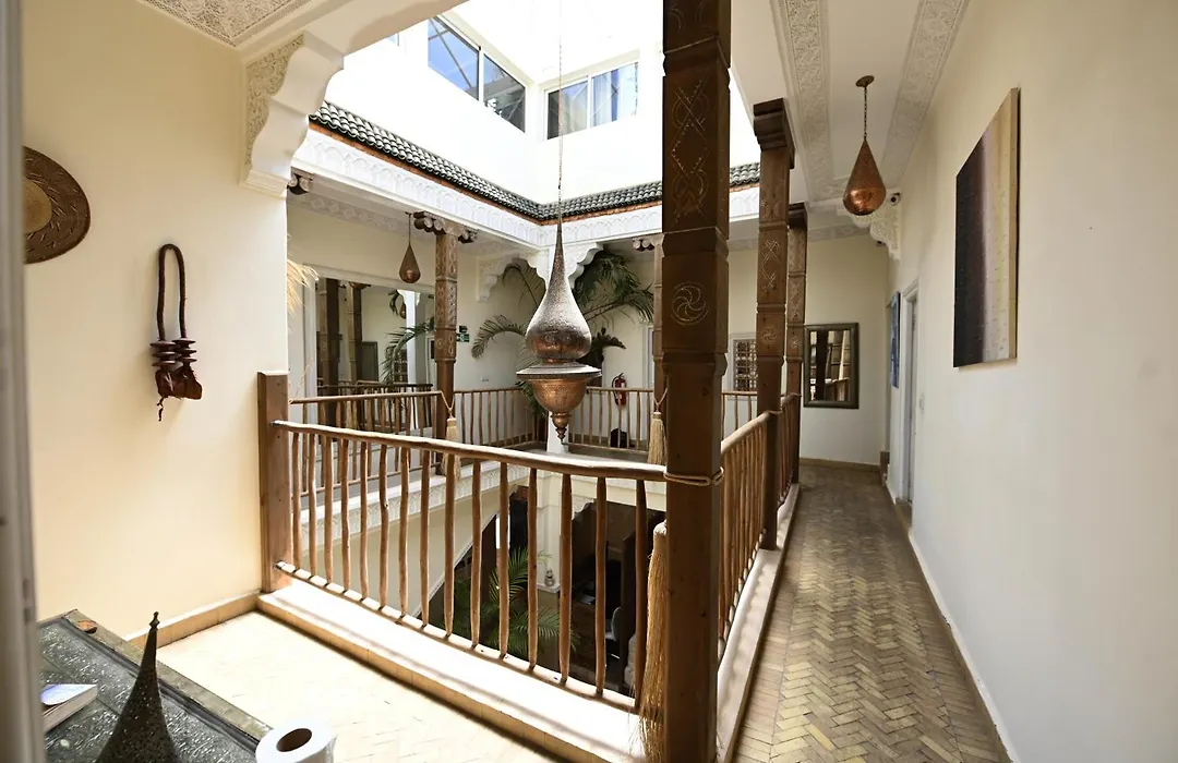 Riad Miss Caracal Jacuzzi & Rooftop-1