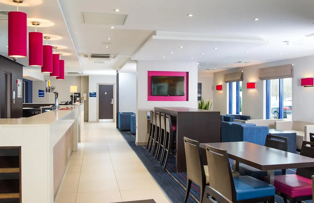 Holiday Inn Express London - Wandsworth By Ihg-1