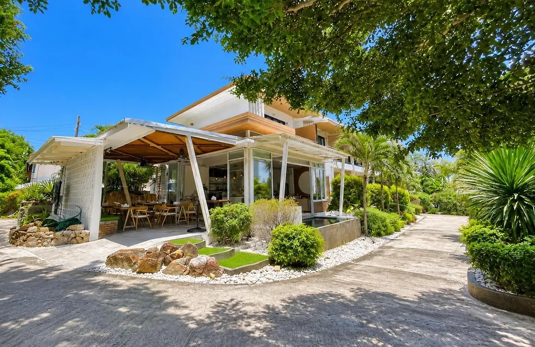 Field-D House-1