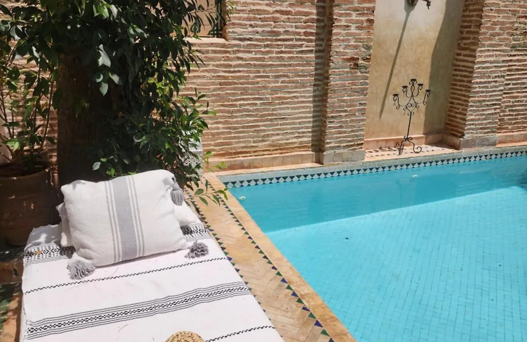 Riad Amira-1