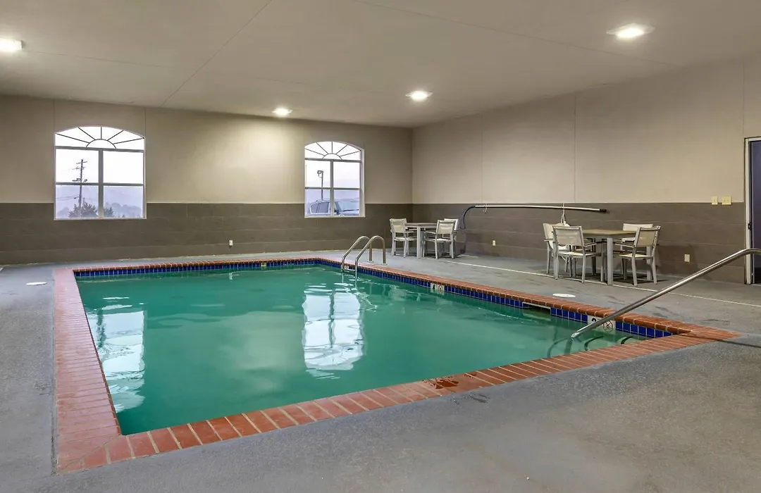 Comfort Inn & Suites Cartersville - Emerson Lake Point-1