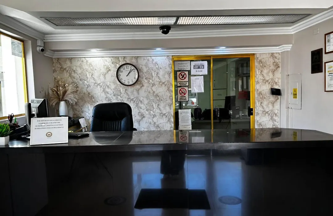 Hotel Regis-1