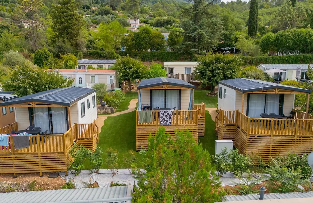 Camping Hotel Les Rives du Loup-1