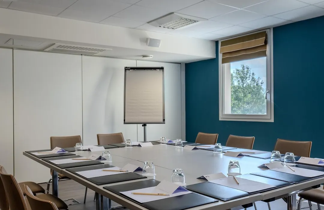 Best Western Plus Paris Velizy-1