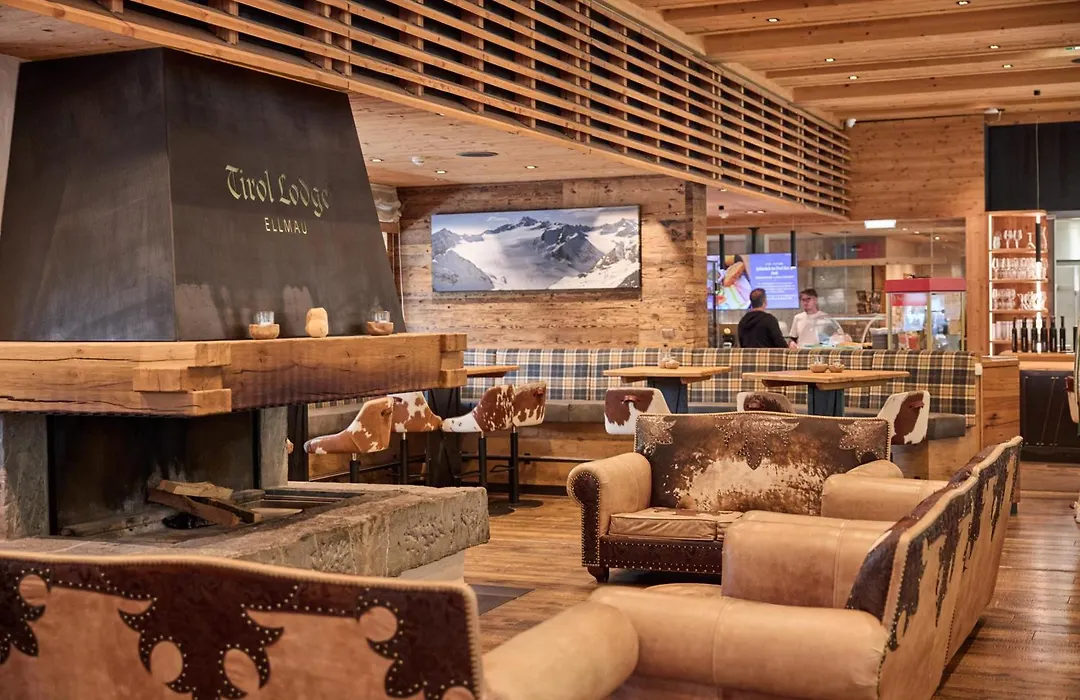 Tirol Lodge-1
