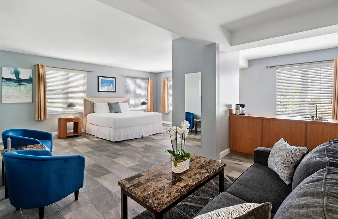 Kasa La Flora Miami Beach-1