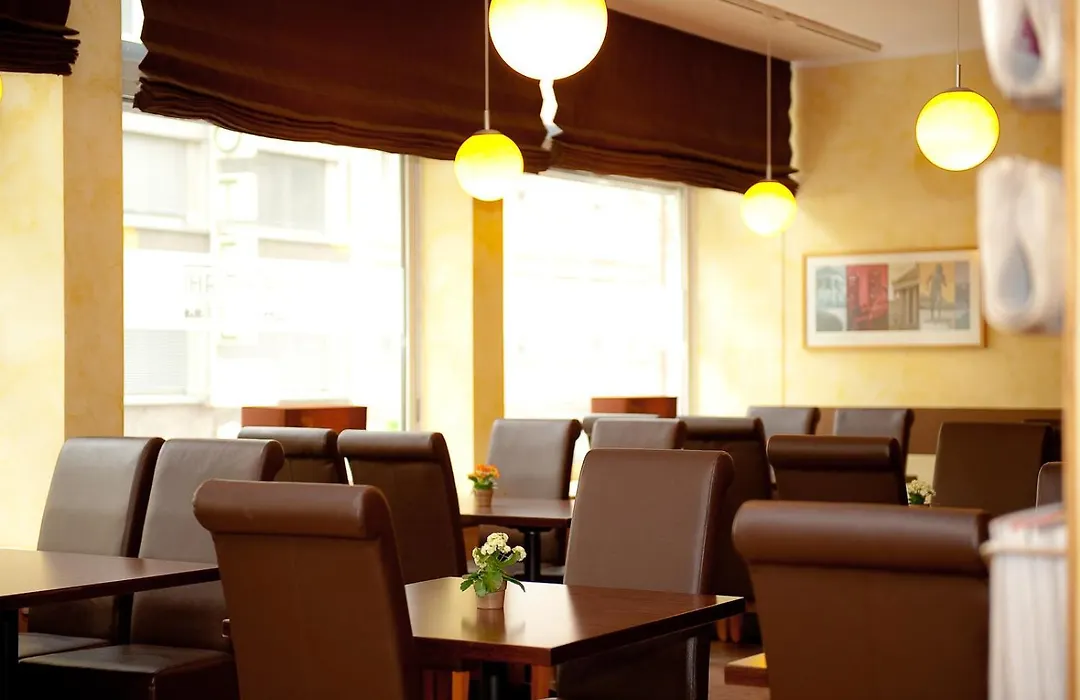 Hotel Royal-1