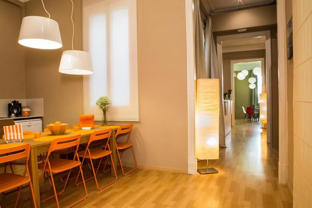 Born Barcelona Hostel (Adults Only)-1