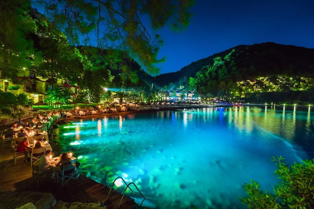 Hillside Beach Club-1