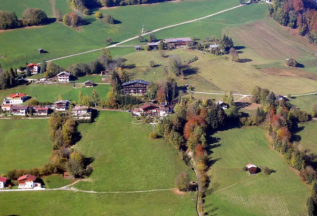 Auhof-1