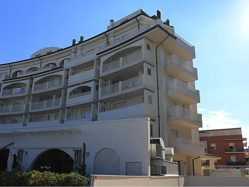 Residence A-More-1