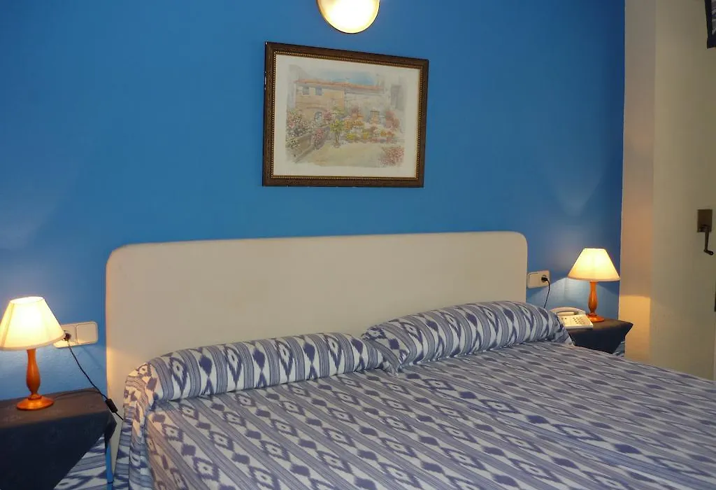 Hotel Reconquista-1