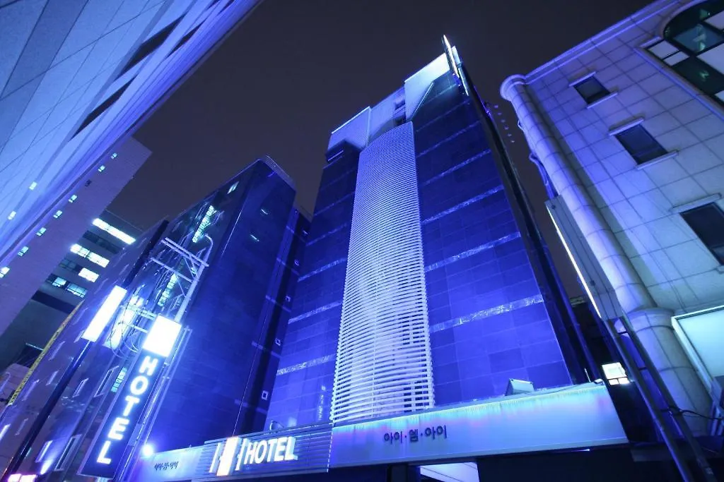 Imi Hotel-1