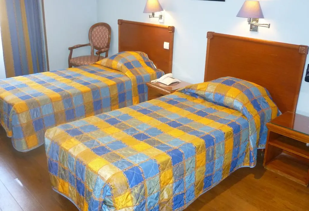 Baccarat Hostel-1