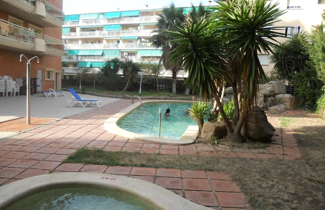 Apartamentos Palas Salou-1