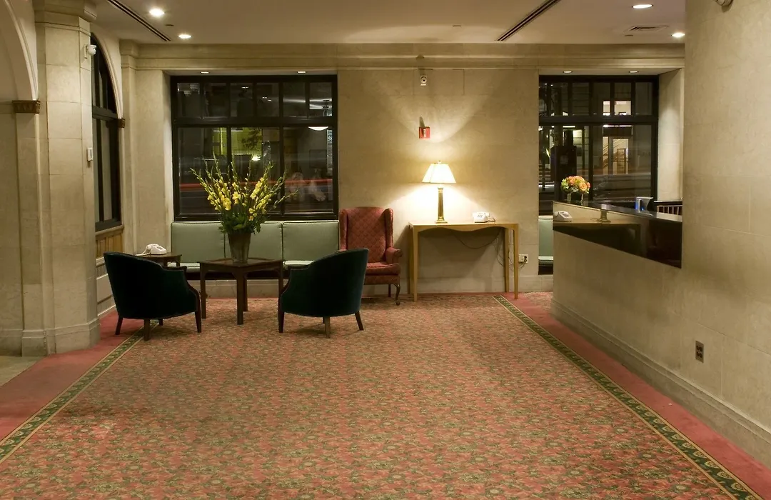 Salisbury Hotel-1
