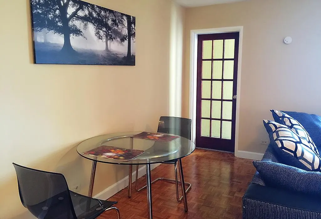 Downtown 1 Bedroom Apartment 18H-1