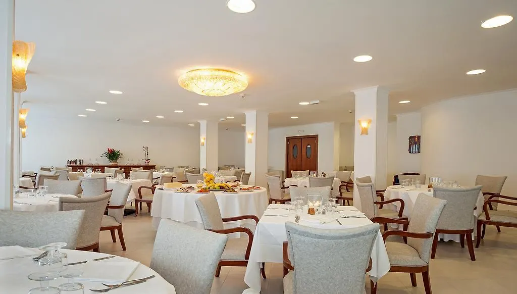 Hotel Caruso-1