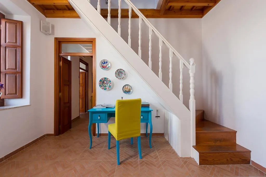 Villa Lindos-1