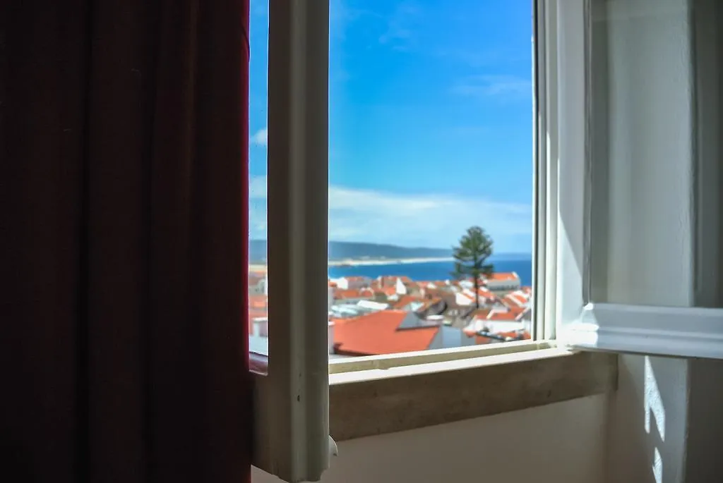 Nazare Hostel - Rooms & Dorms-1