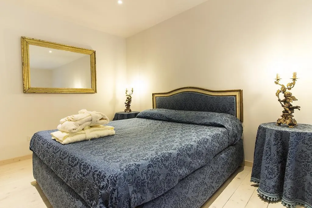 Palazzo D'Auria Aparthotel-1