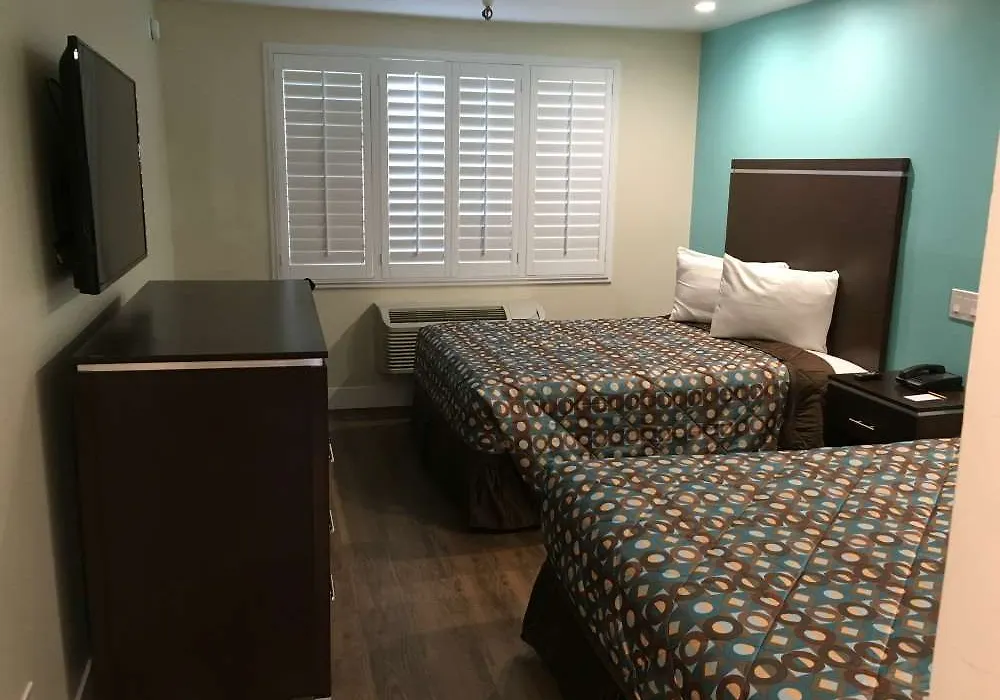 Vagabond Inn Executive - Bakersfield Downtowner-1