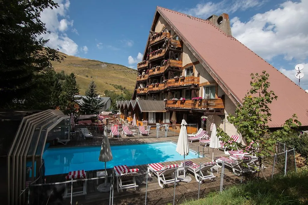 Hotel Adret-1