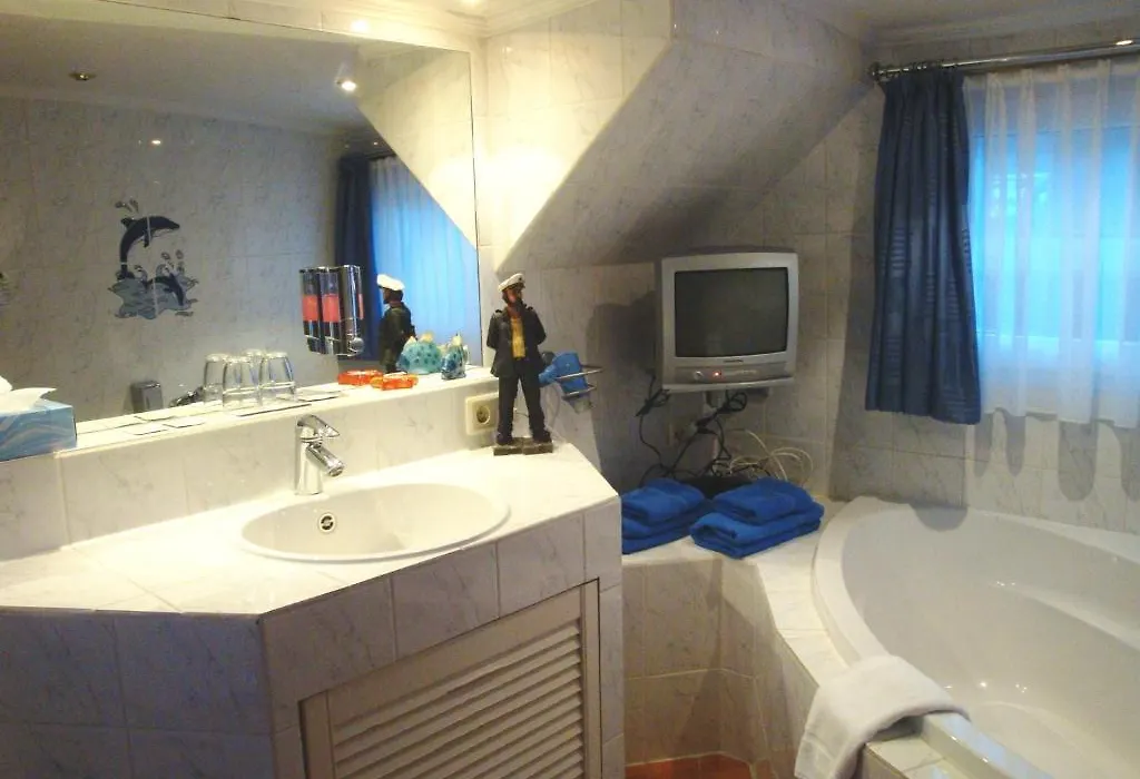 Hotelschiff Perle Bremen-1