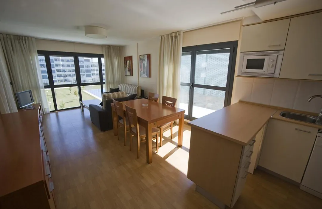 Apartamentos Turísticos Vicotel-1