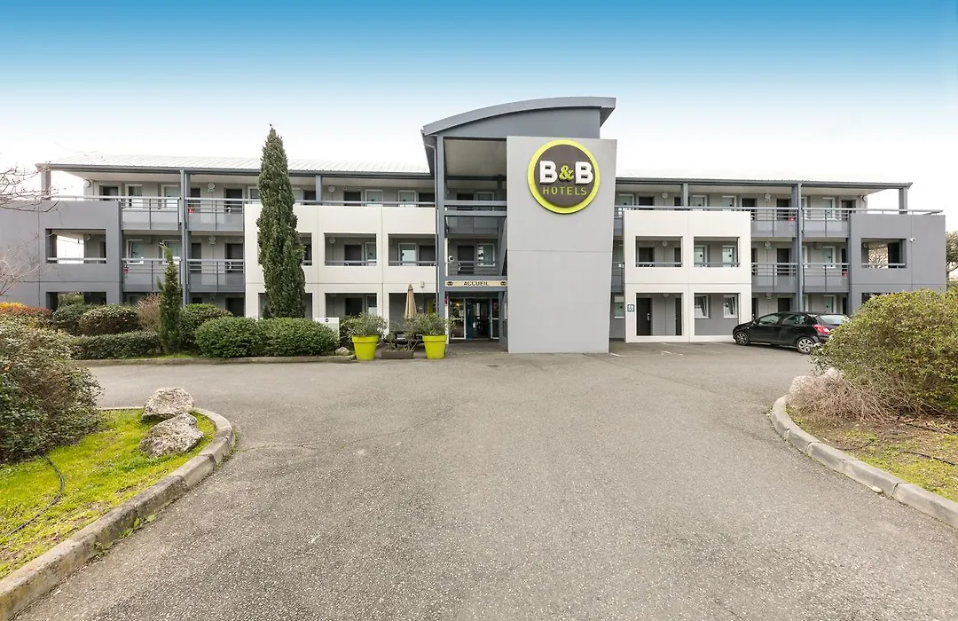 B&B HOTEL Toulouse Cité de l'Espace Mouchotte-1