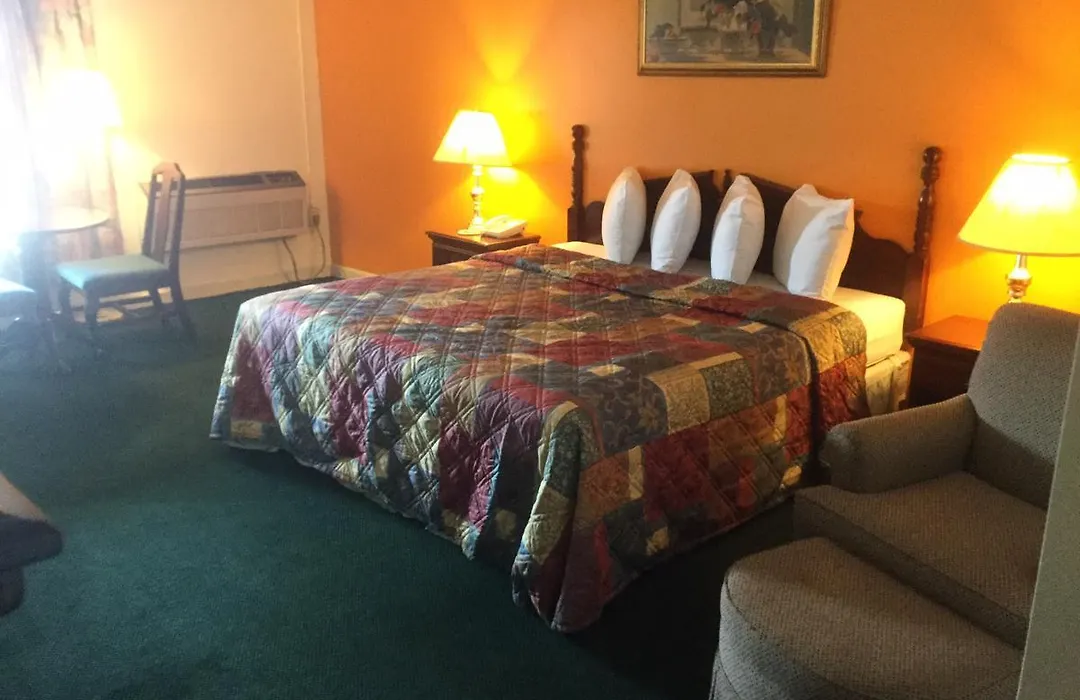 Budget Inn-1
