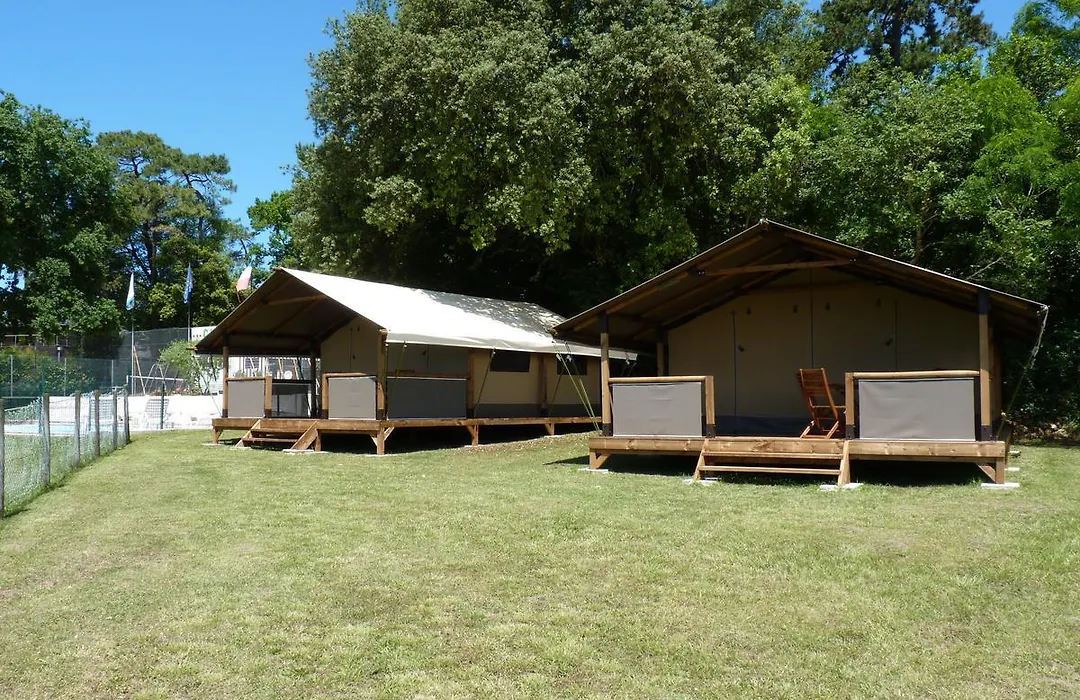 Camping Les Chênes Verts-1