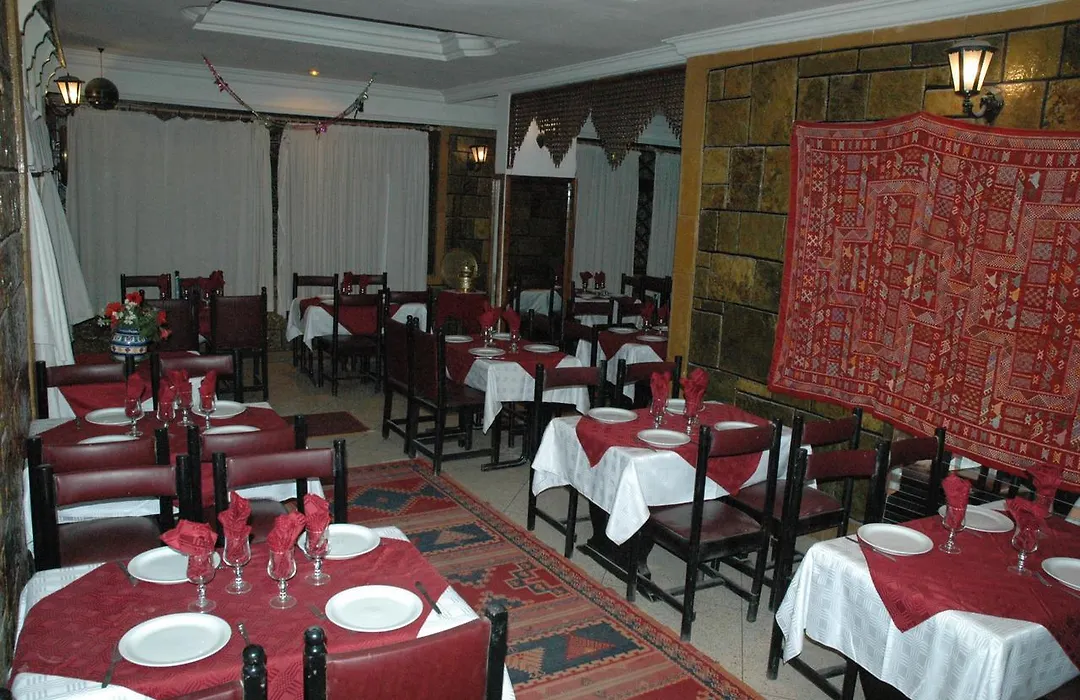 Hotel Tiout-1
