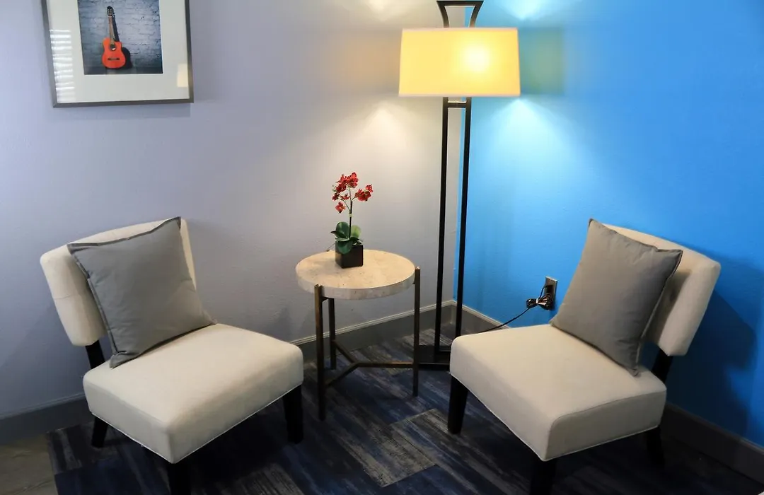 Blvd Hotel & Suites - Walking Distance To Hollywood Walk Of Fame (Adults Only)-1