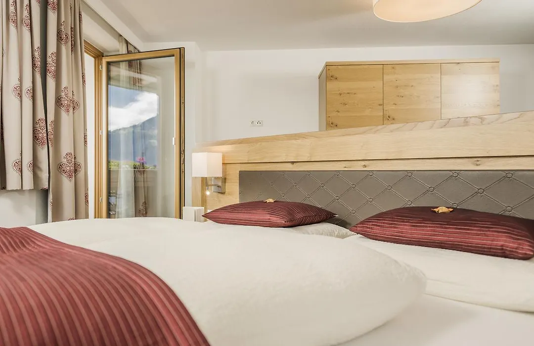 Hotel Gletscherblick-1