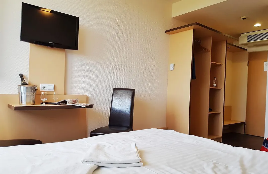 Hotel Pest Inn-1