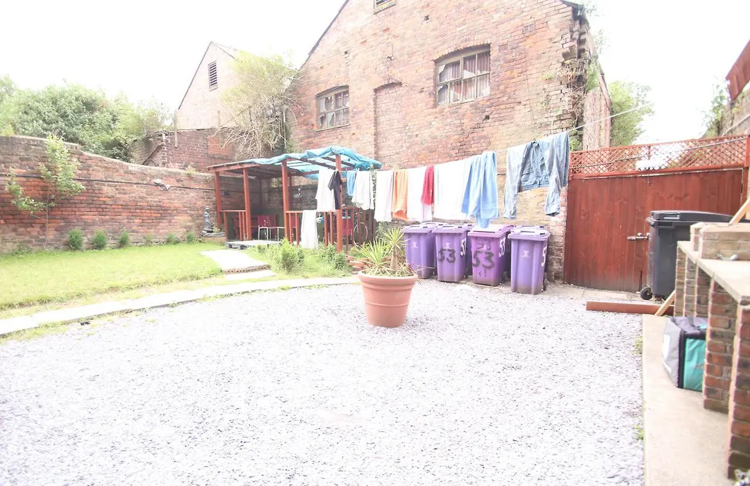 Everton Hostel-1