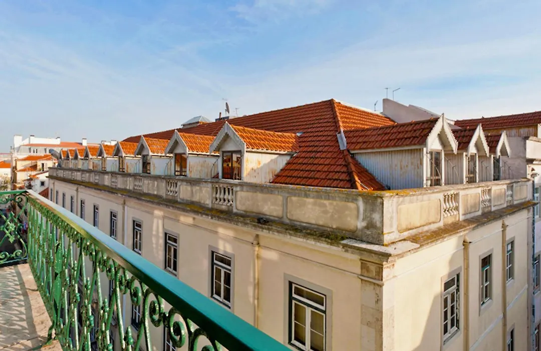 Lisbon Colours Bairro Alto Apartments-1