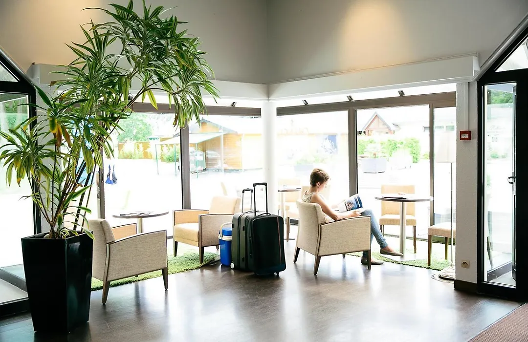 Hotel Vert-1