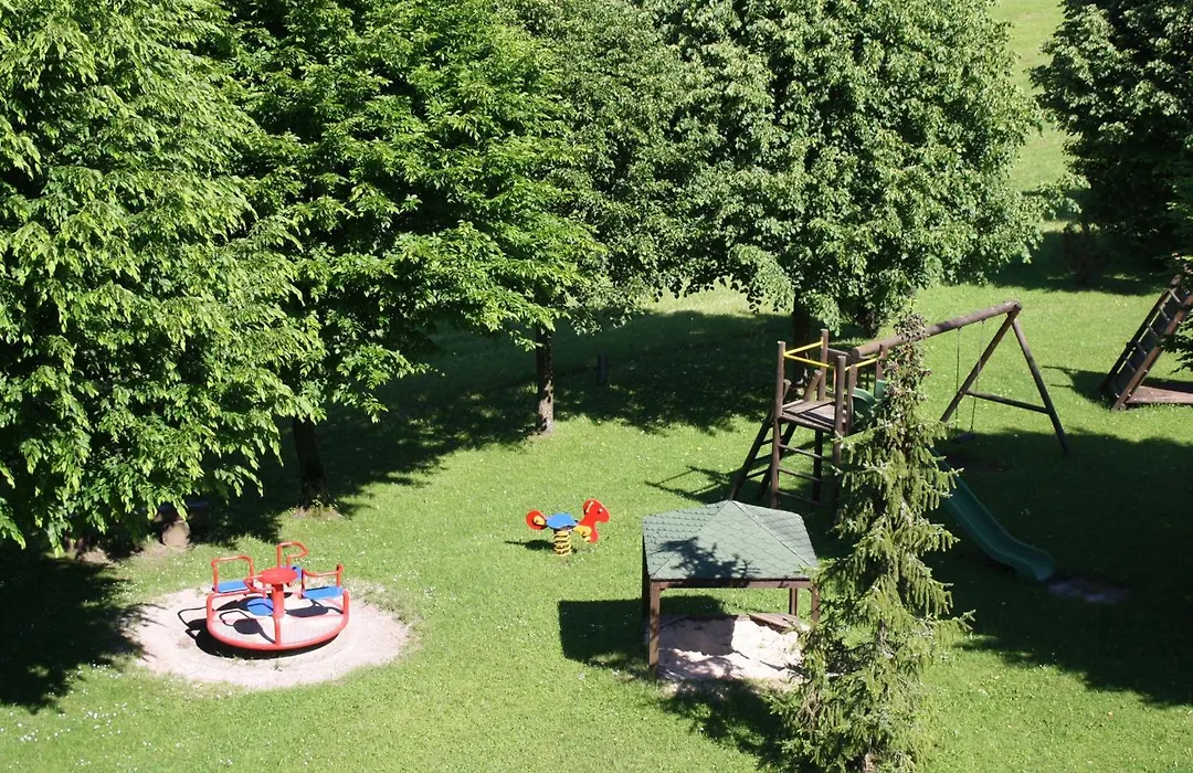 Chiemgau Appartements-1