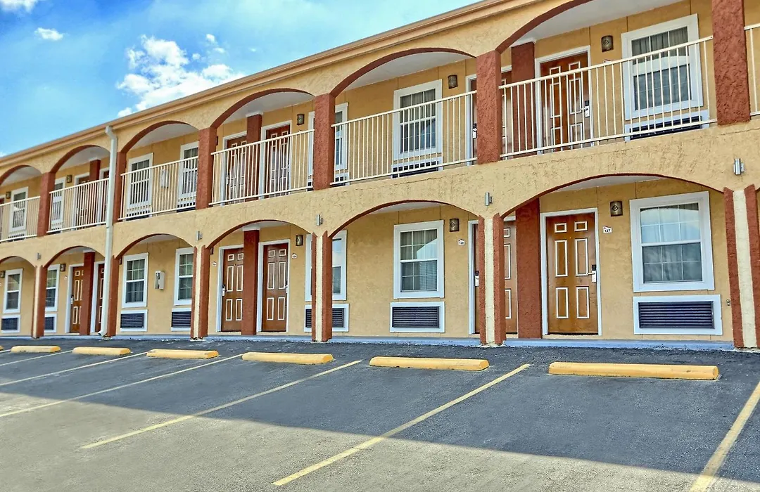 Econo Lodge Austin South-1