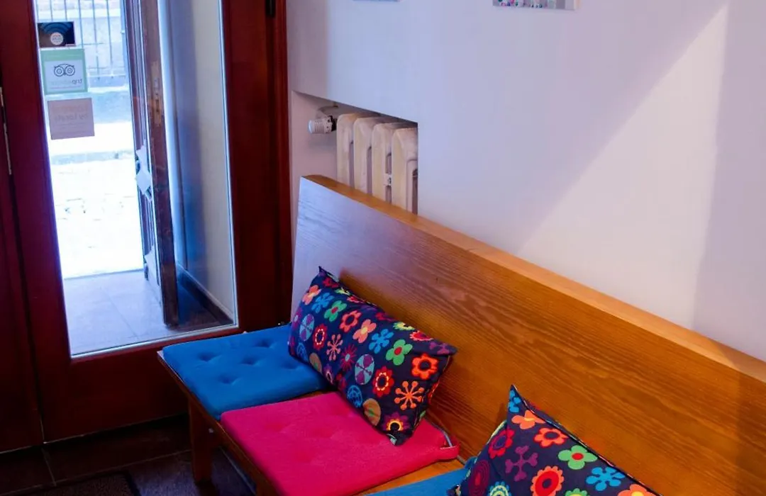 Red Nose Hostel With Self-Check In-1