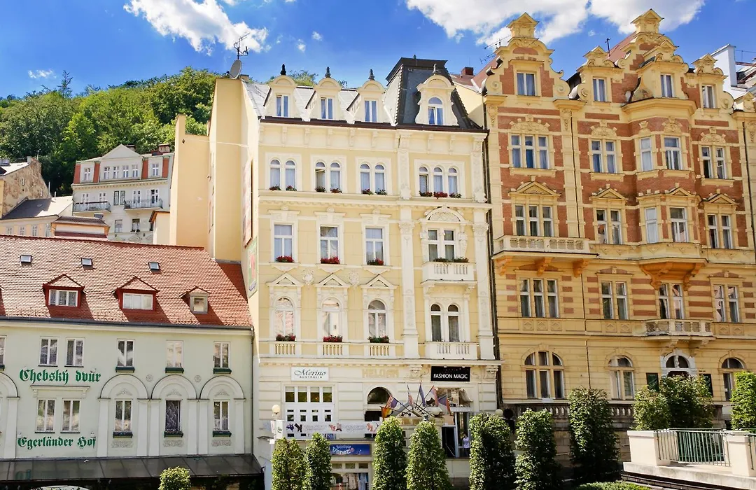 Hotel Heluan-1