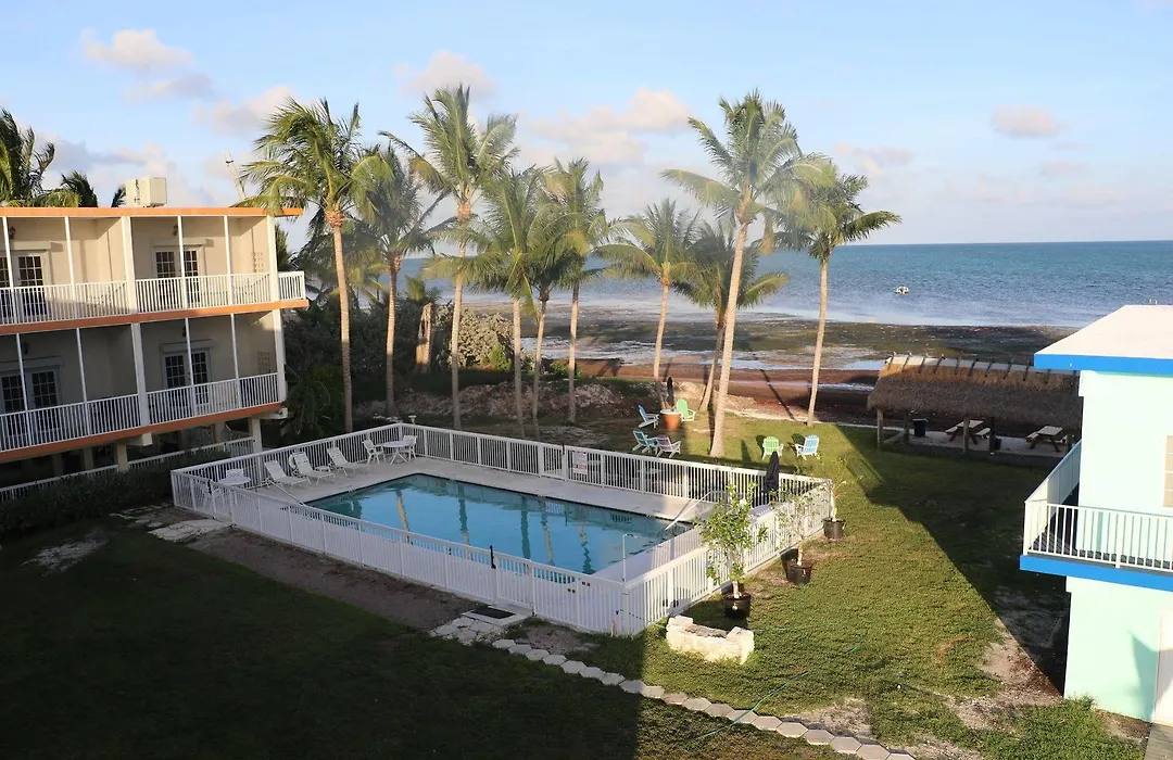 Yellowtail Inn-1
