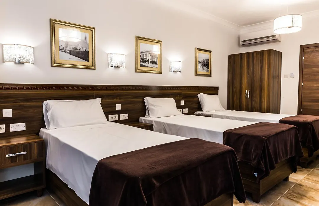 Slimiza Suites-1