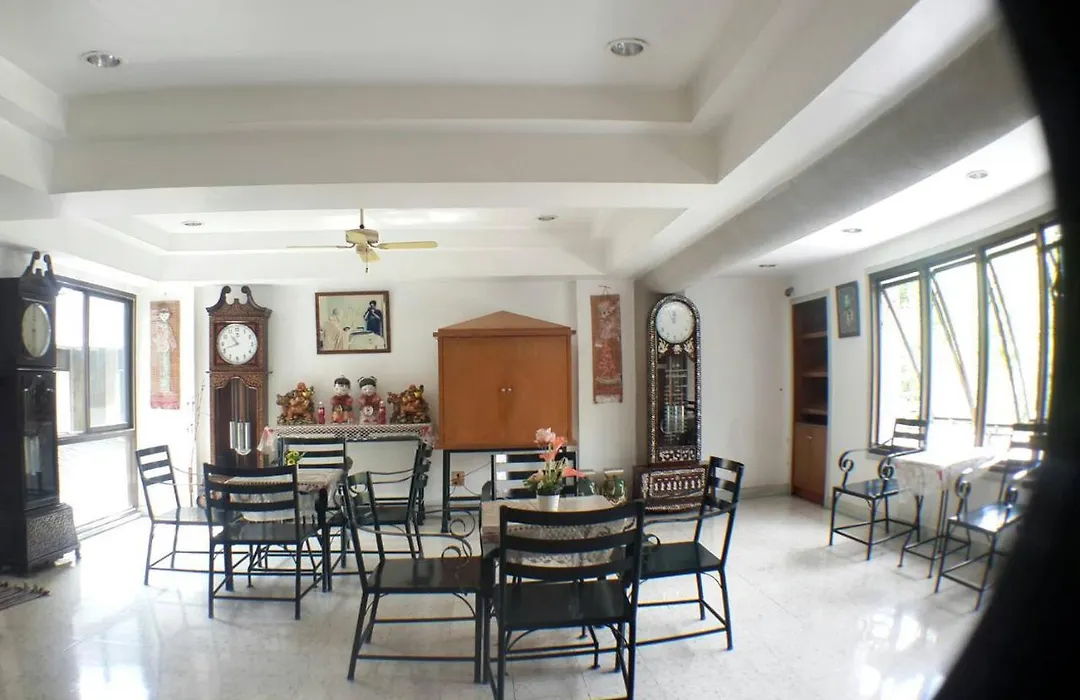 Sathitsit Mansion-1