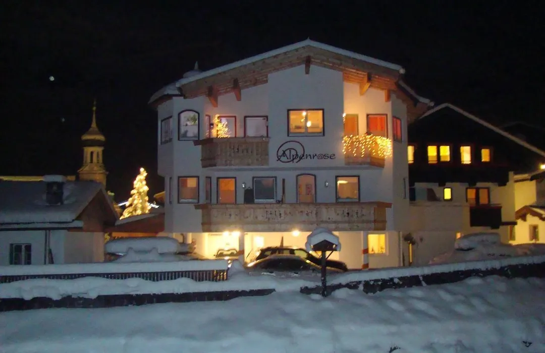 Alpenrose Hotel-Garni-1