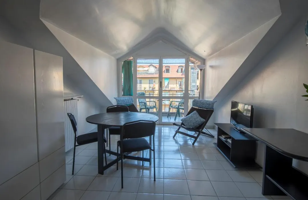 Class Residence-1